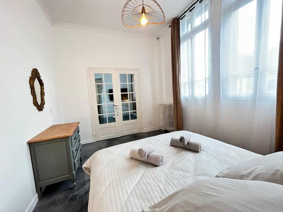 Elegant*epoxy*design&decor Apartment *