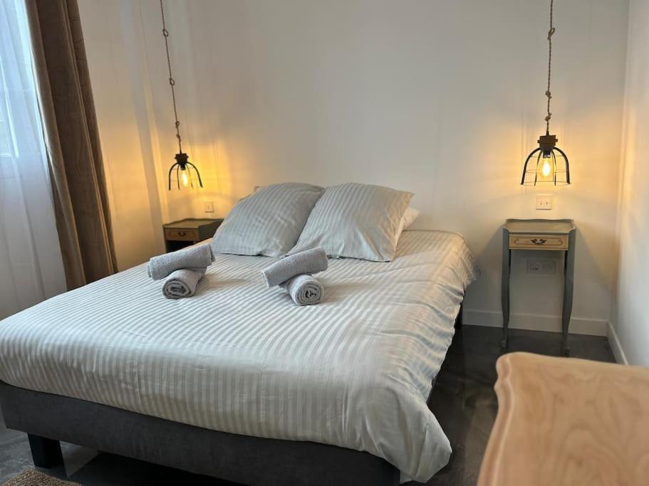 Apartment Elegant*epoxy*design&decor