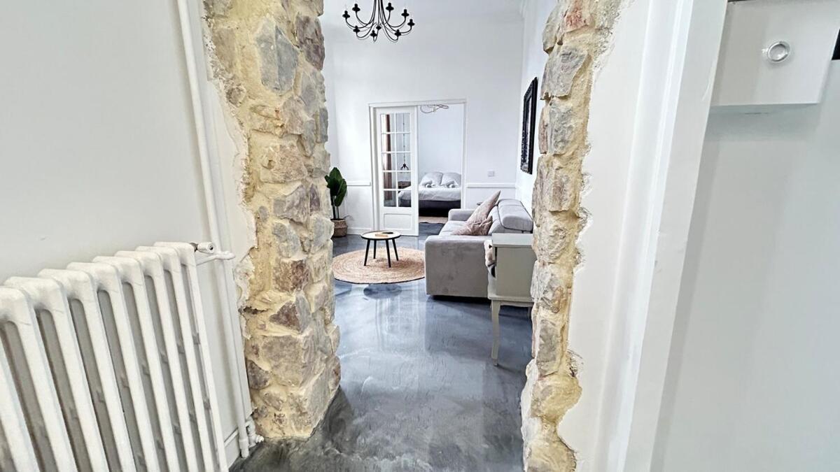 Elegant*epoxy*design&decor Apartment *