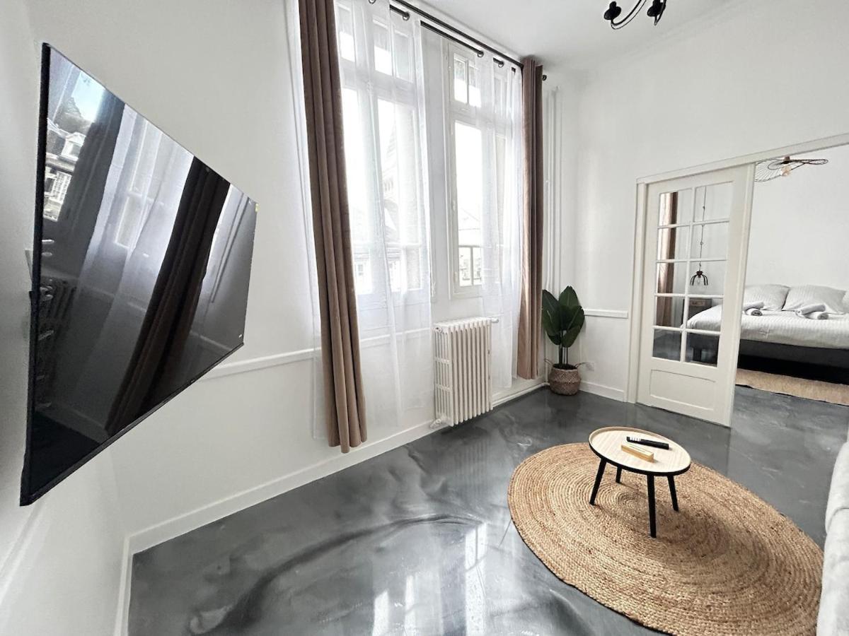 Apartment Elegant*epoxy*design&decor